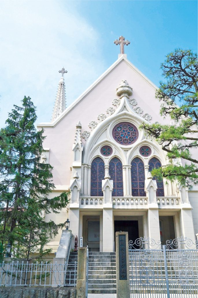 作家・遠藤周作が洗礼を受けた、カトリック夙川教会