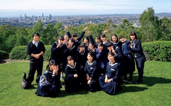 対談 個性を育む私立中学の教育 第3回 甲南女子中学校 神戸っ子
